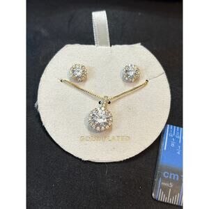 New Gold Plated Cubic Zirconia Halo Necklace & Stud Earrings Set